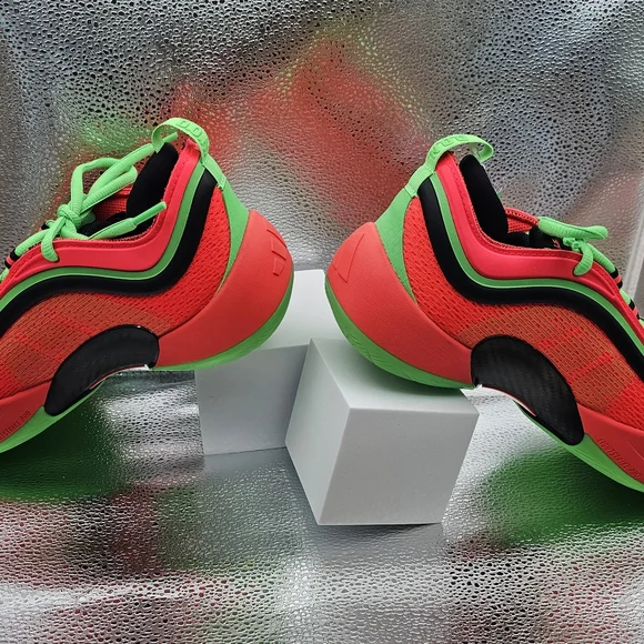 Vibrant Women's DON 6 Shoes with Neon Accents - Picture 2 of 6